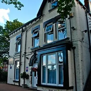 Glengarth Bed & Breakfast Leeds (West Yorkshire)